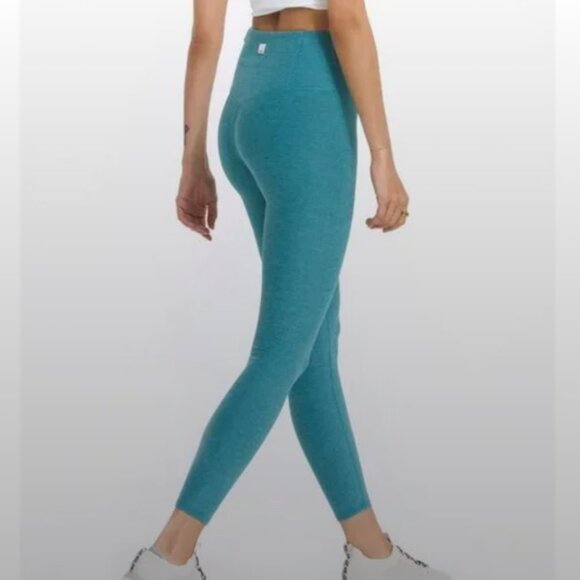 Vuori Clean Elevation Leggings Green Size Medium - Picture 4 of 10